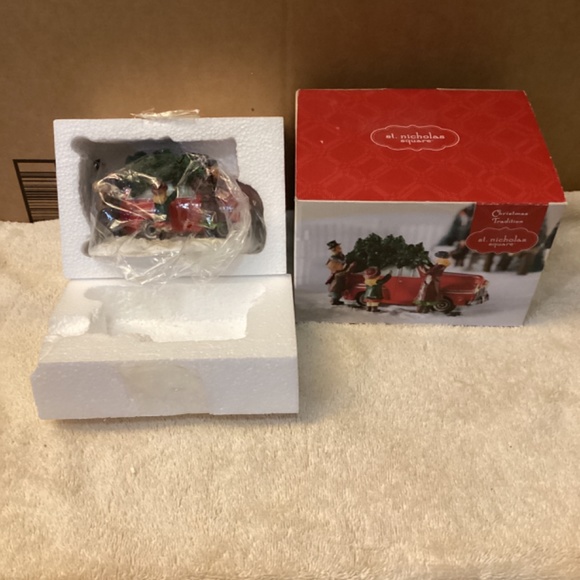 St. Nicholas Square Christmas Traditon - Picture 9 of 10